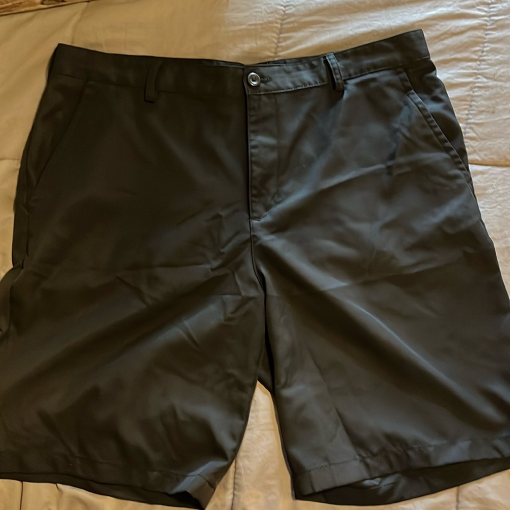 Men’s Golf shorts